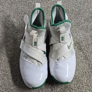 Nike LeBron Soldier 12 Youth Size 5.5 Green/White